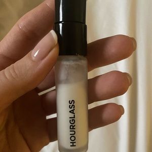 Hourglass Veil Mineral primer mini